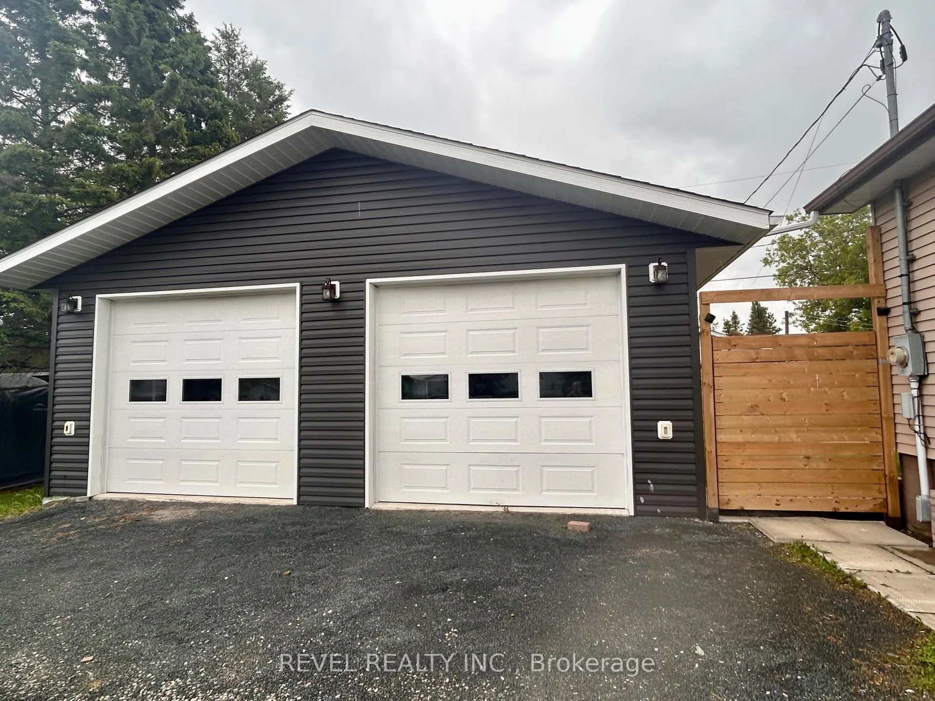 Photo 2 of 52 Huron Road, Cochrane — HOMEH
