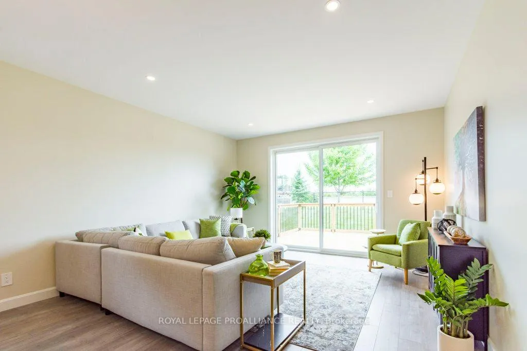 Photo 12 of 35 Meagan Lane, Quinte West, Frankford Ward — HOMEH