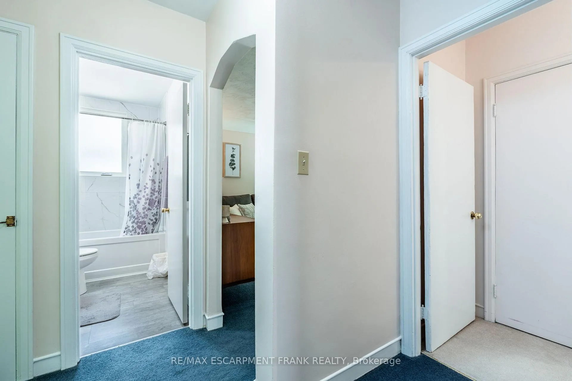 Photo 17 of 218 East 27th Street, Hamilton, Eastmount — HOMEH
