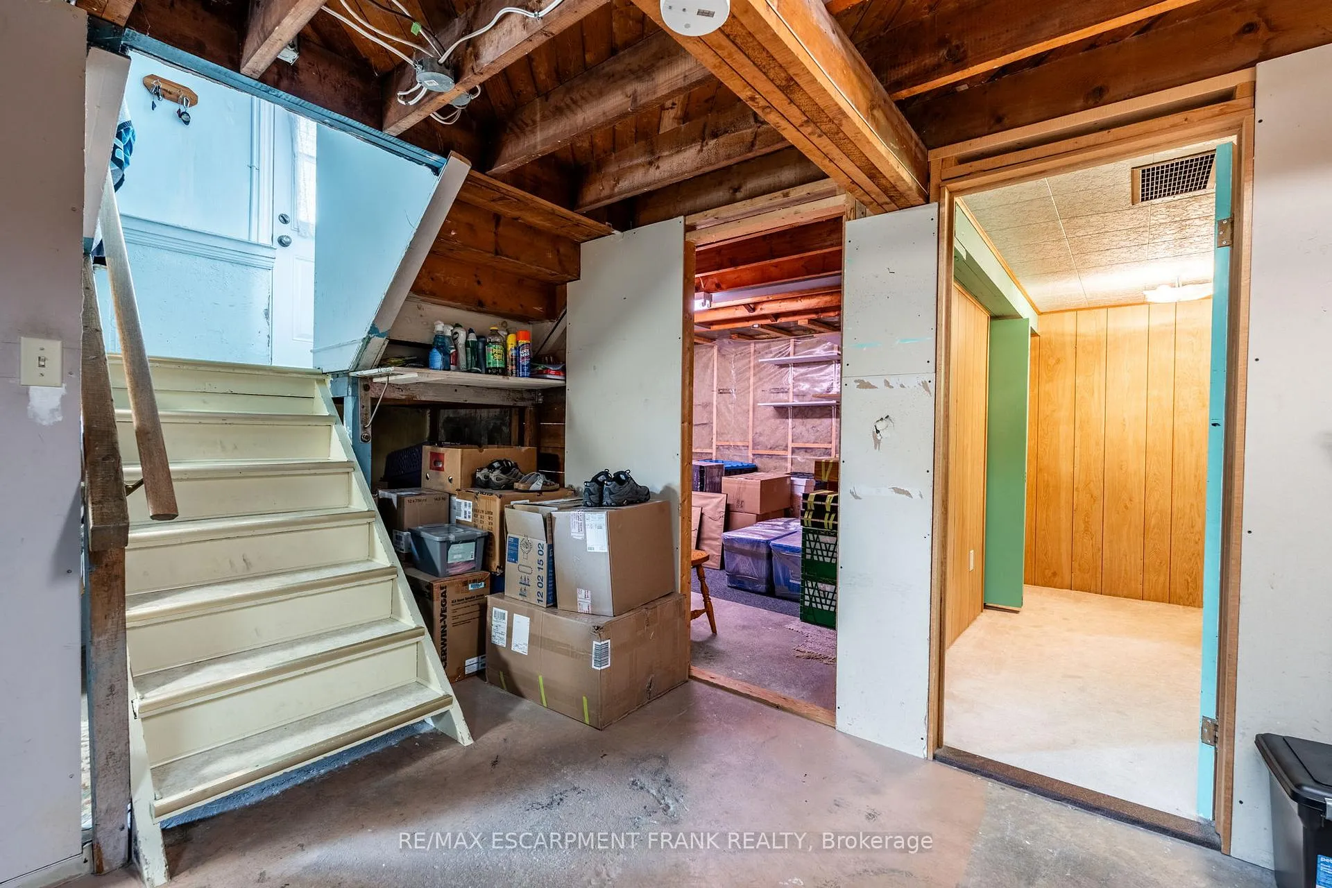 Photo 29 of 218 East 27th Street, Hamilton, Eastmount — HOMEH