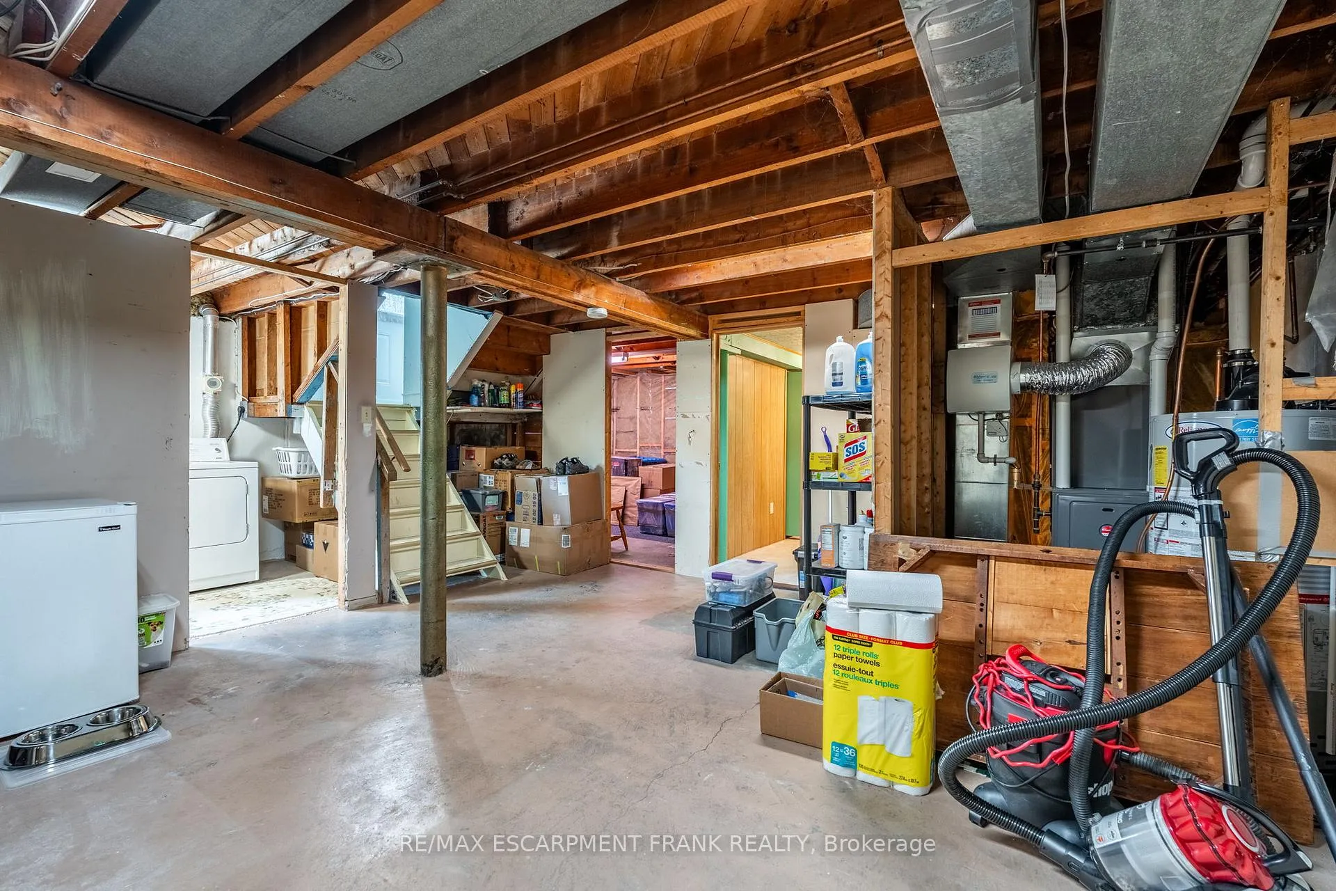 Photo 31 of 218 East 27th Street, Hamilton, Eastmount — HOMEH