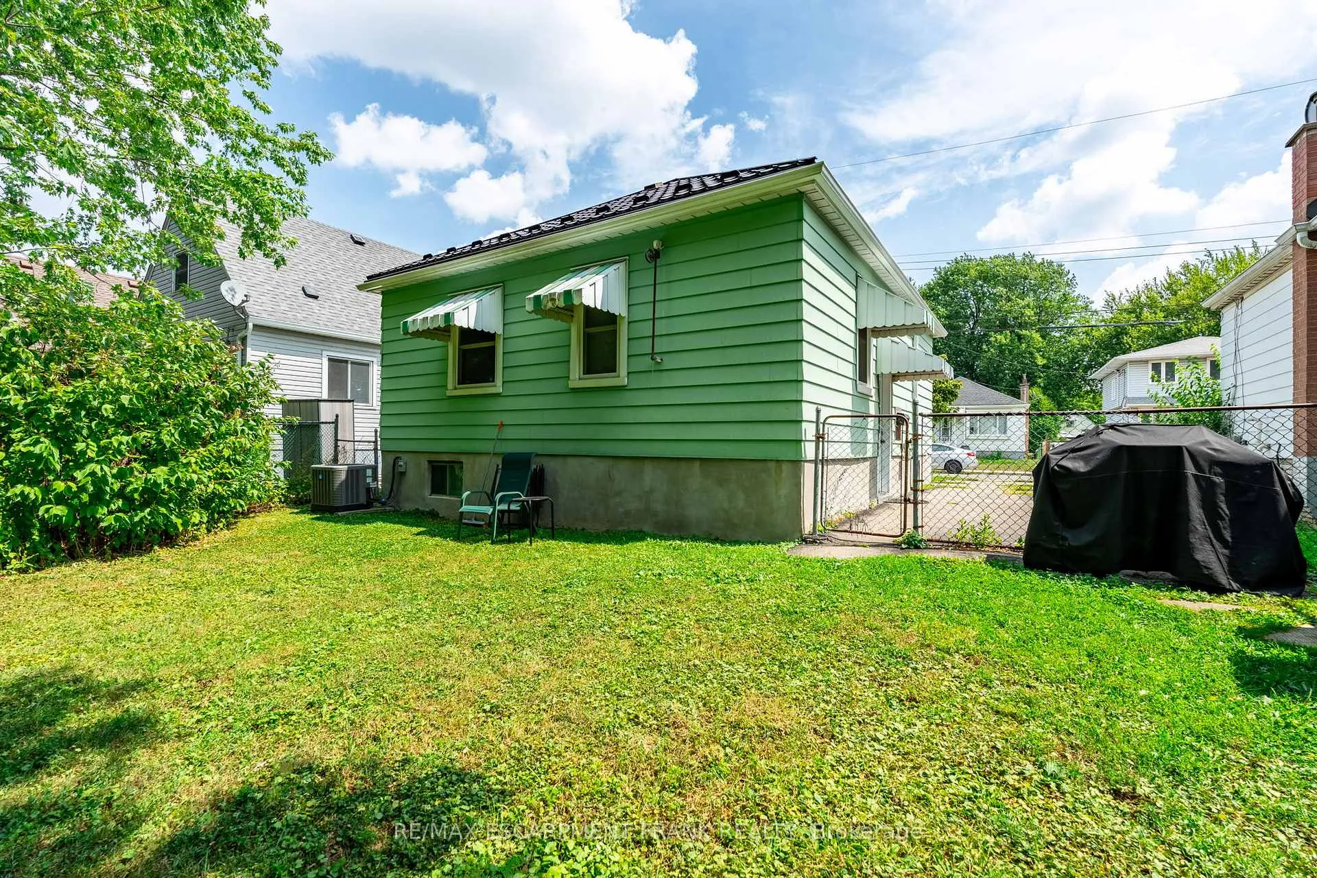 Photo 43 of 218 East 27th Street, Hamilton, Eastmount — HOMEH