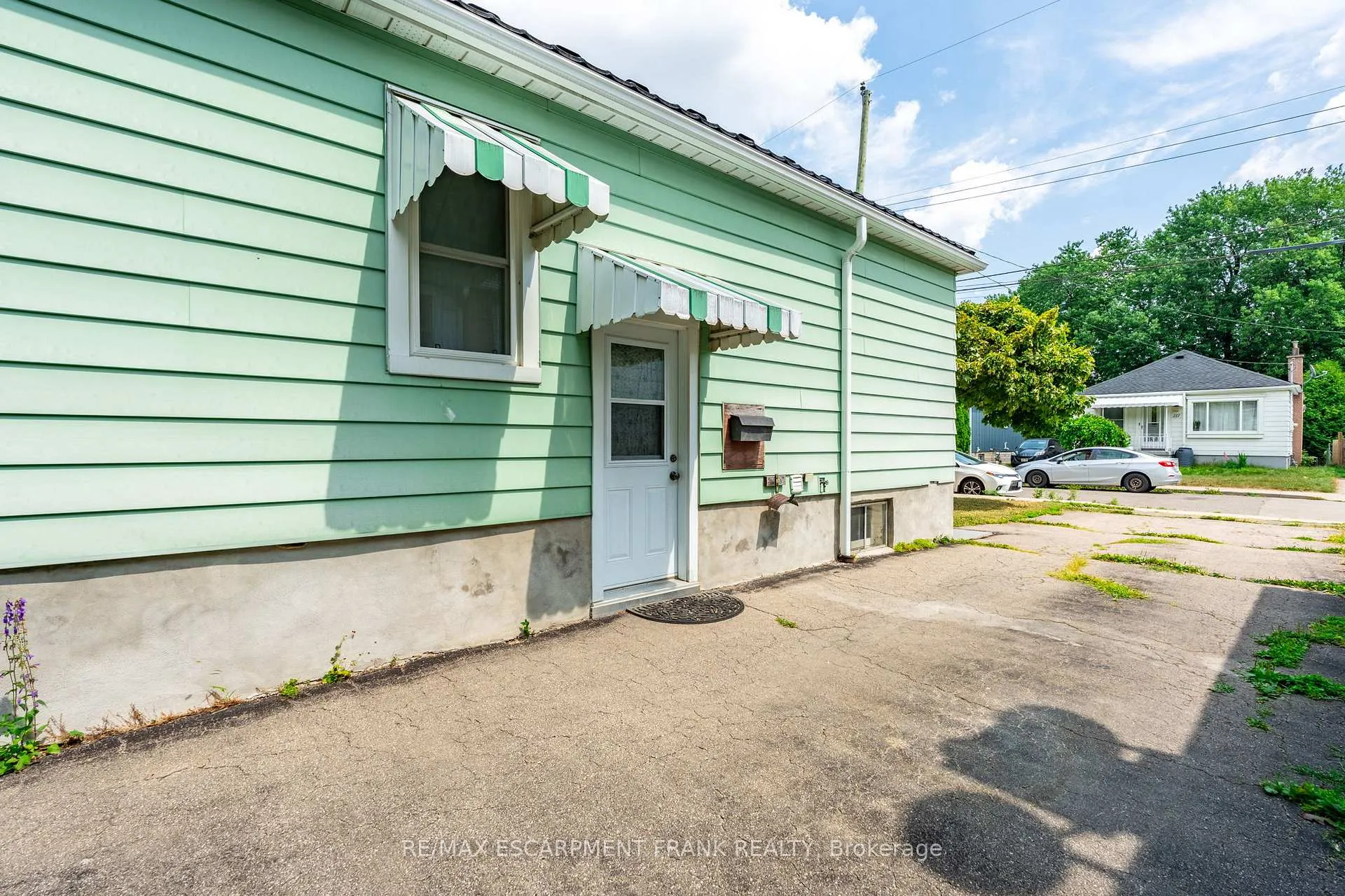 Photo 44 of 218 East 27th Street, Hamilton, Eastmount — HOMEH