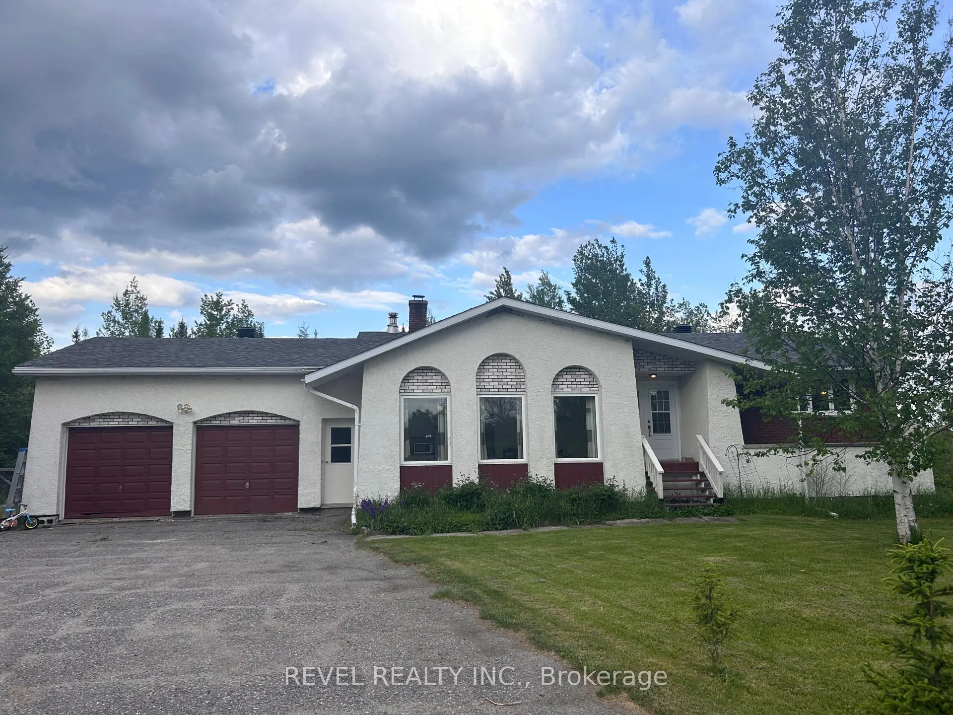 Photo 1 of 1250 Highway 11 S, Cochrane — HOMEH