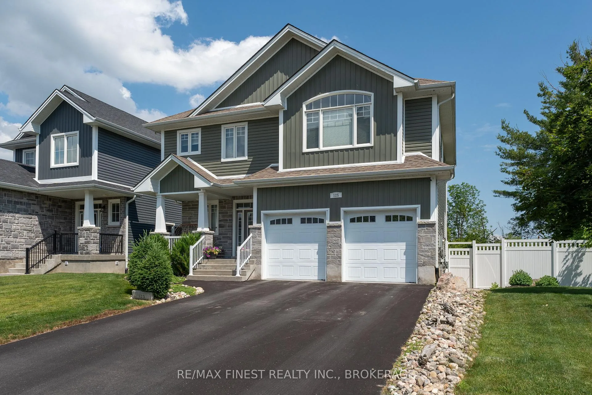 Photo 3 of 125 Aldergrove Place, Kingston, West of Sir John A. Blvd — HOMEH