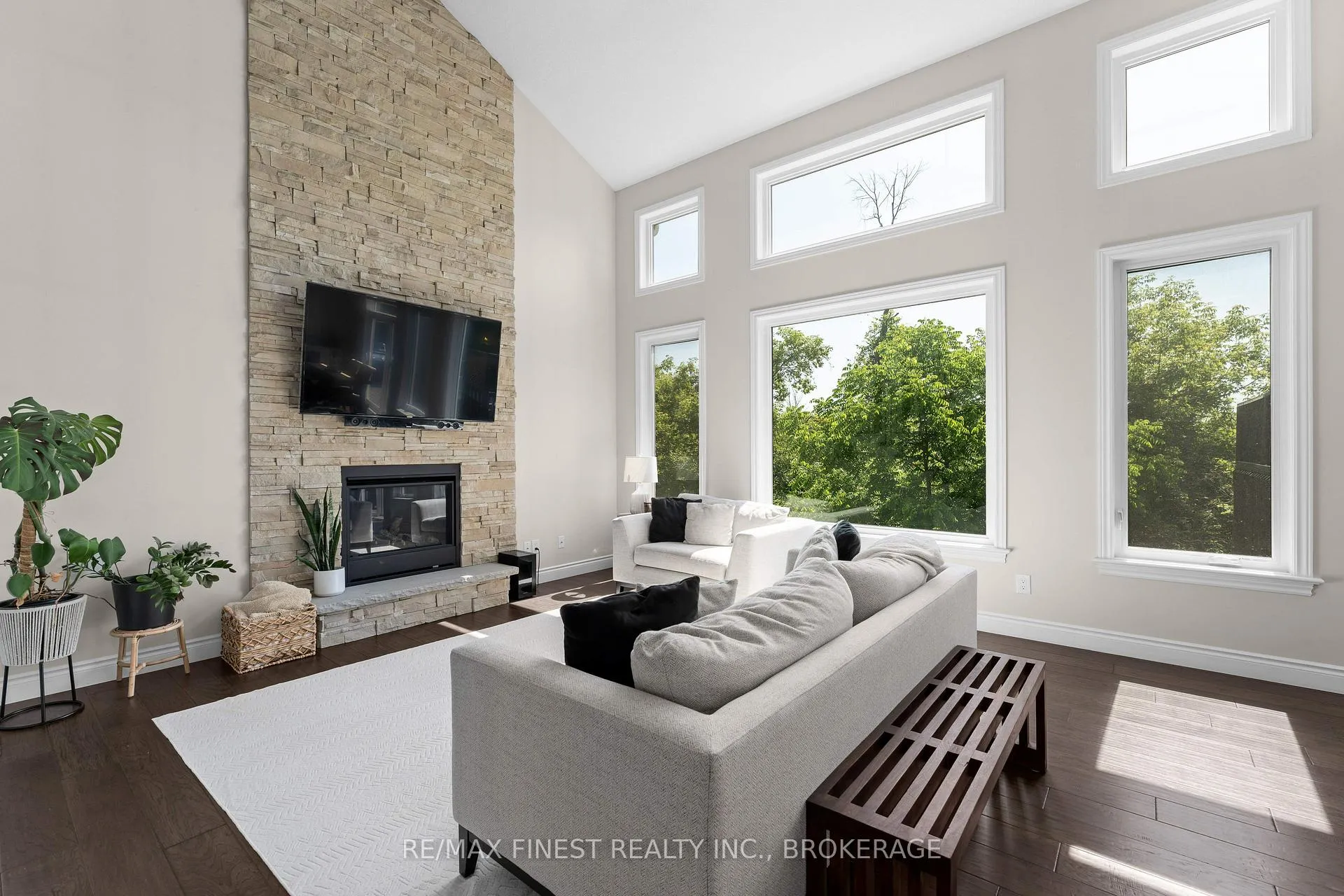 Photo 9 of 125 Aldergrove Place, Kingston, West of Sir John A. Blvd — HOMEH