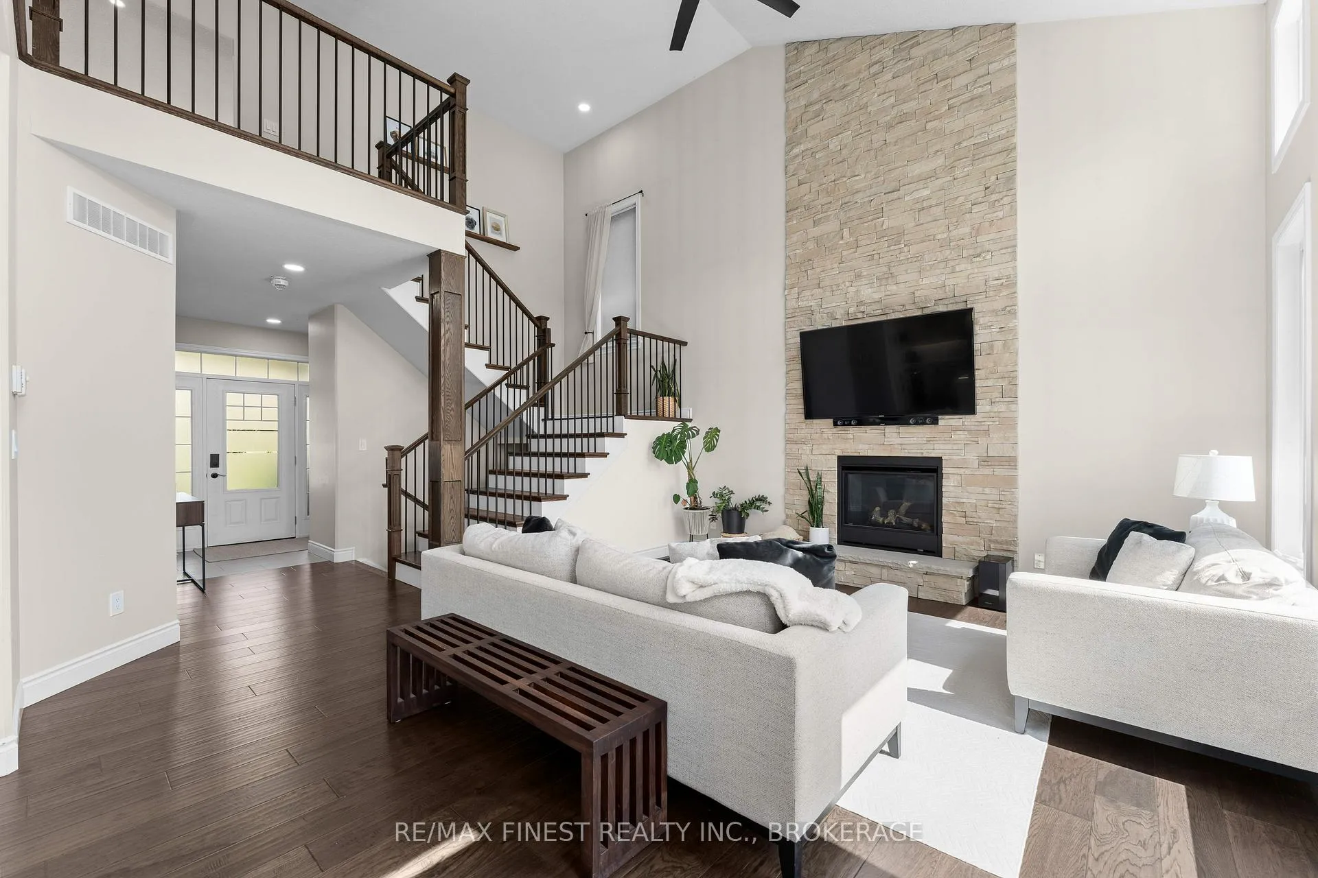 Photo 11 of 125 Aldergrove Place, Kingston, West of Sir John A. Blvd — HOMEH