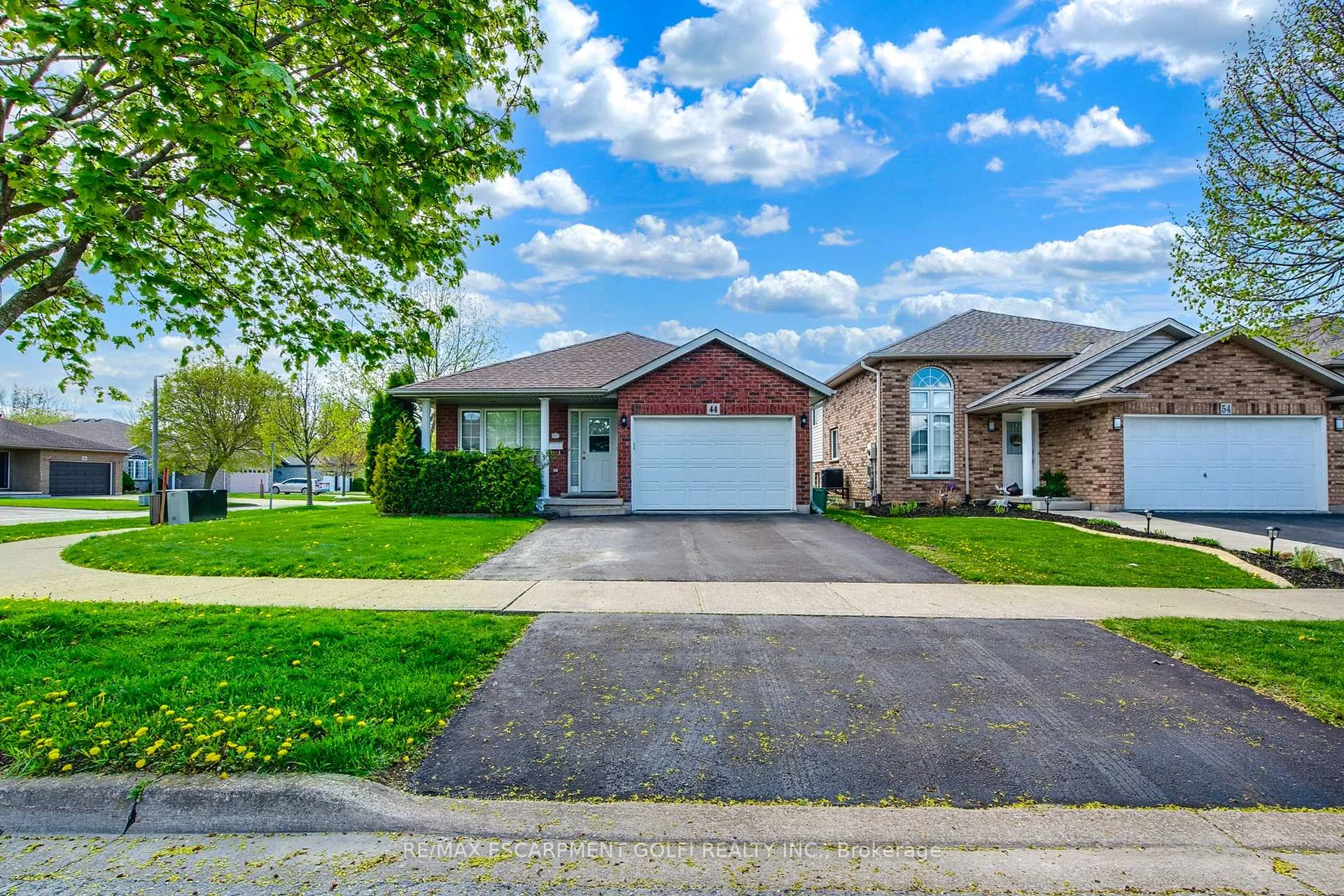 Photo 1 of 44 Lea Crescent, Welland, West Welland — HOMEH