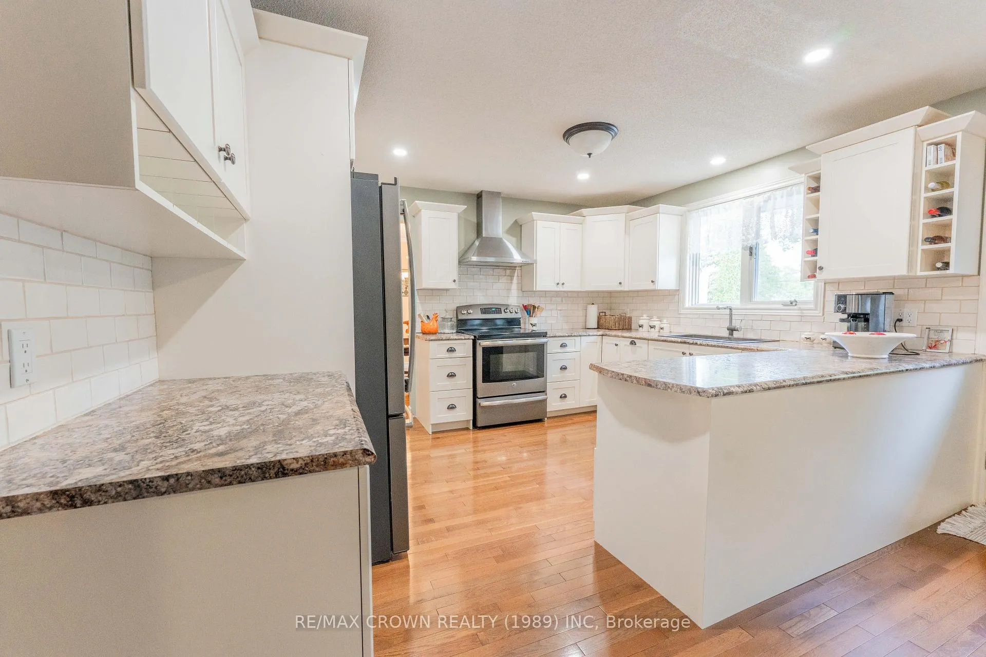 Photo 15 of 16 Clark Street, Kapuskasing — HOMEH