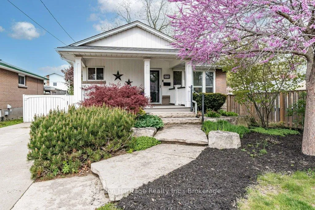 Front of 376 East 18th Street