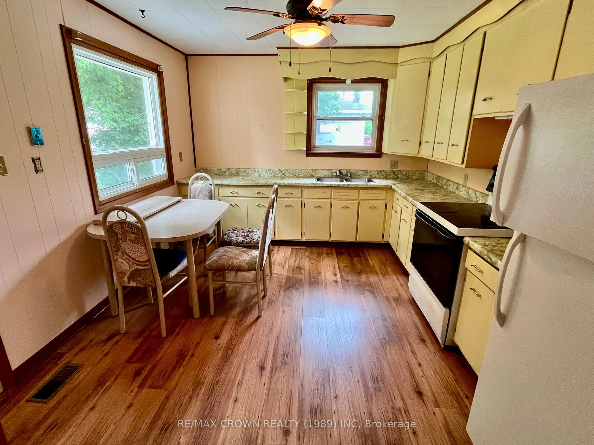 Photo 7 of 323 Spetz Street, Powassan — HOMEH