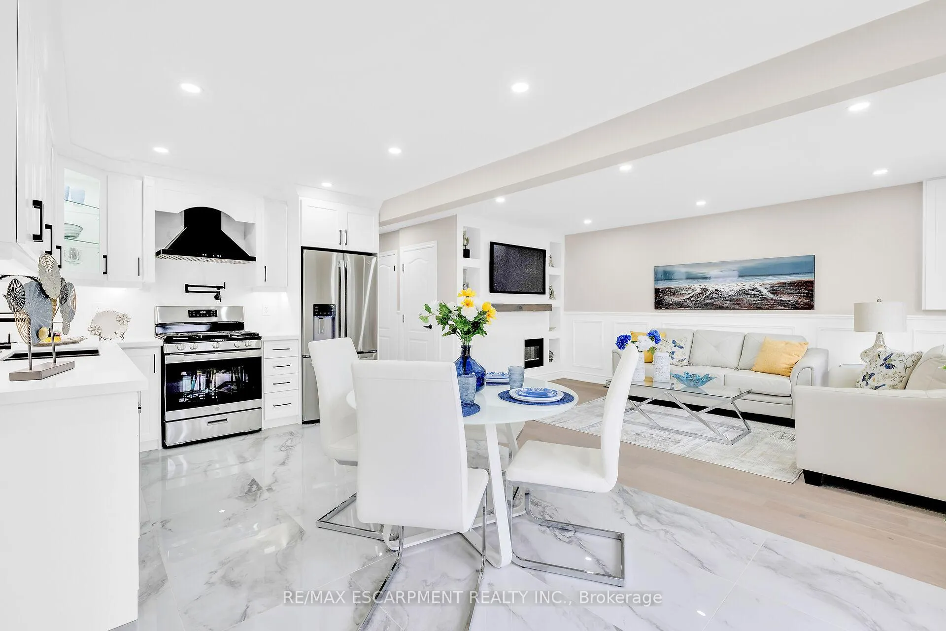 Photo 6 of 944 Concession Street, Hamilton, Raleigh — HOMEH