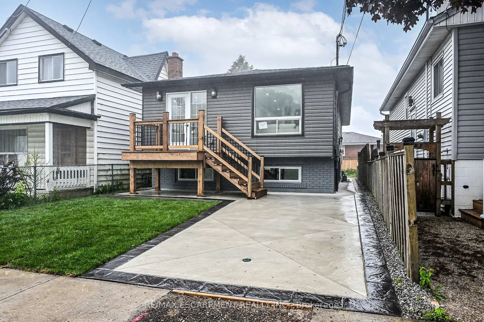 Photo 42 of 944 Concession Street, Hamilton, Raleigh — HOMEH