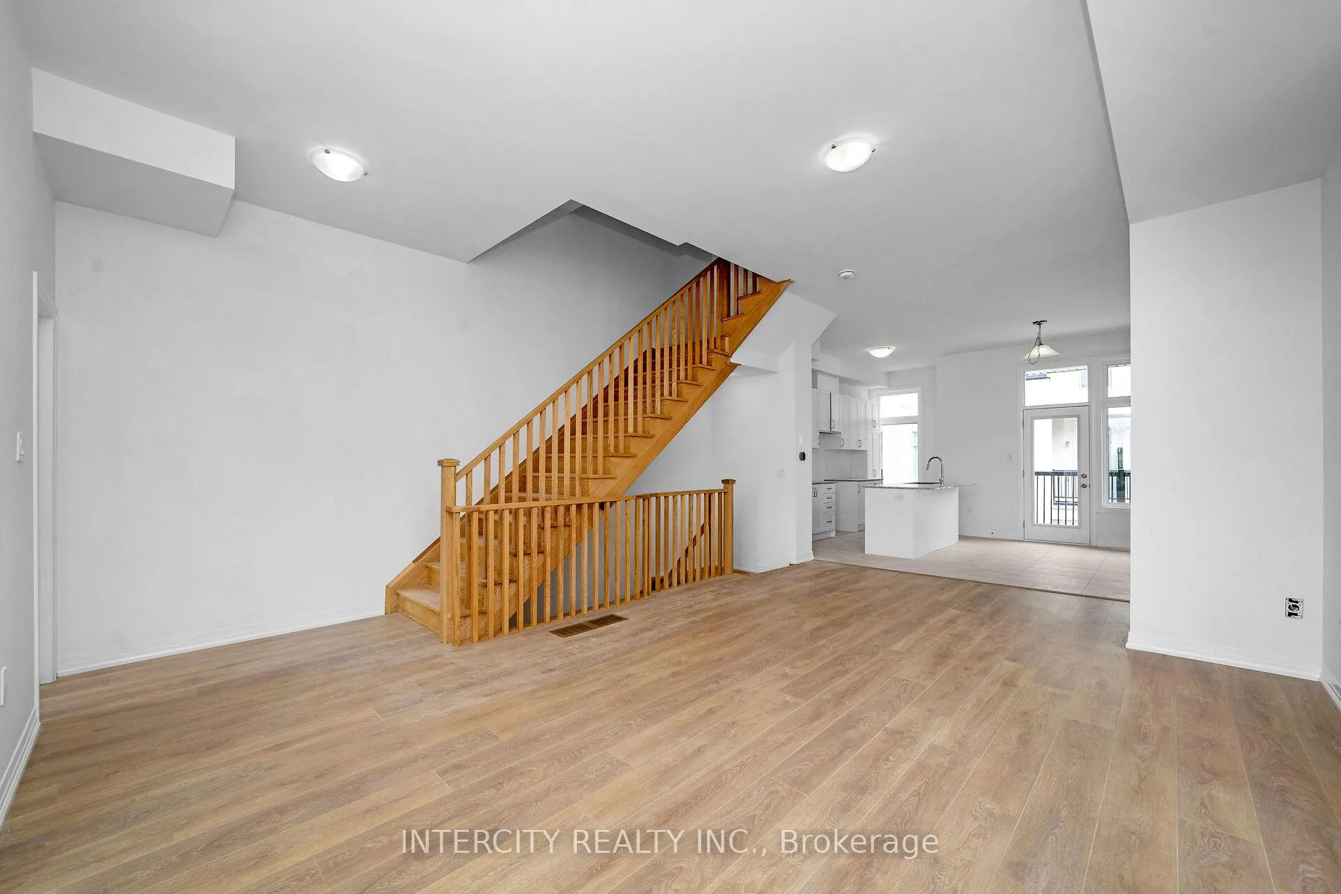 Photo 13 of 139 Markland Street, Markham, Cachet — HOMEH