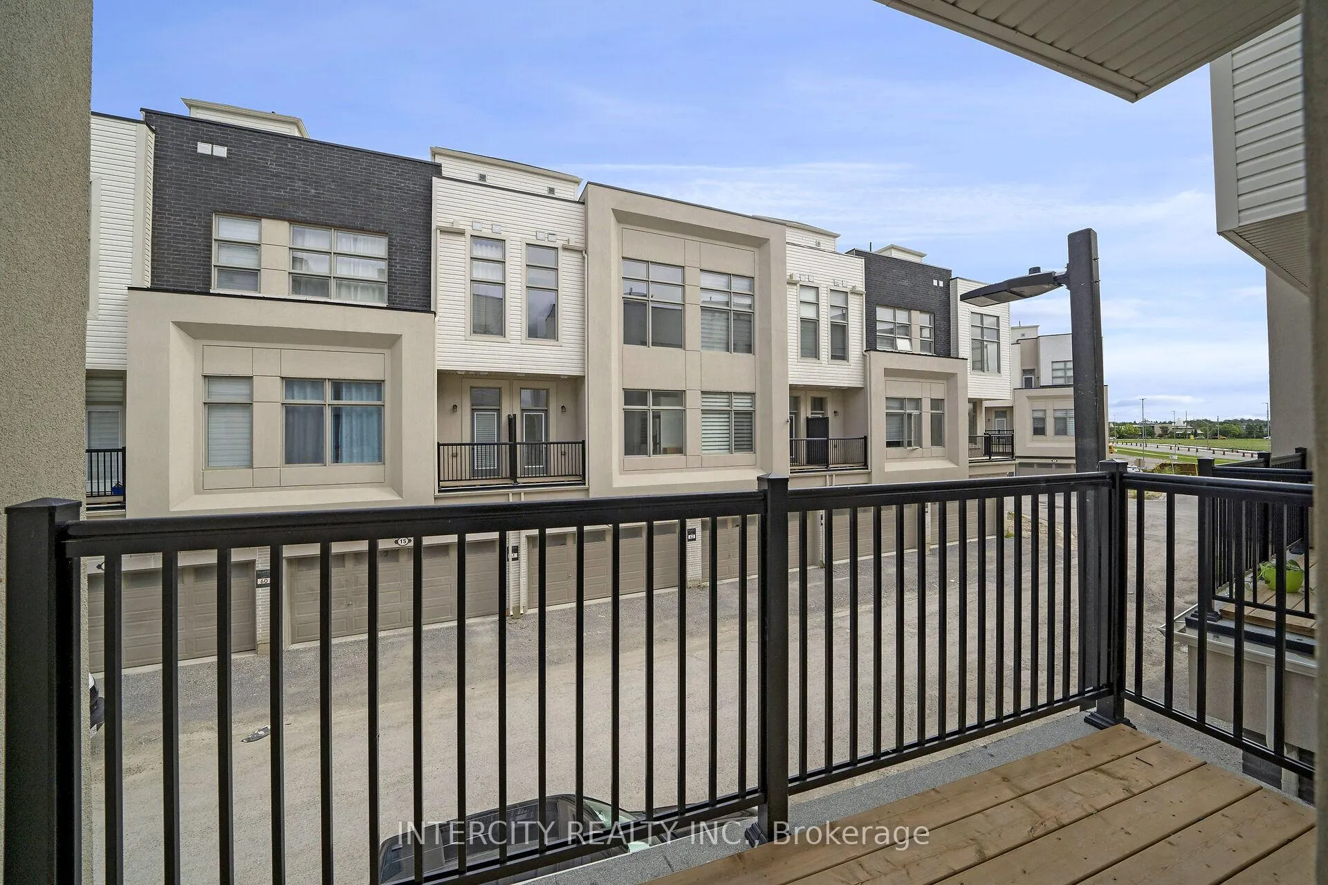 Photo 21 of 139 Markland Street, Markham, Cachet — HOMEH