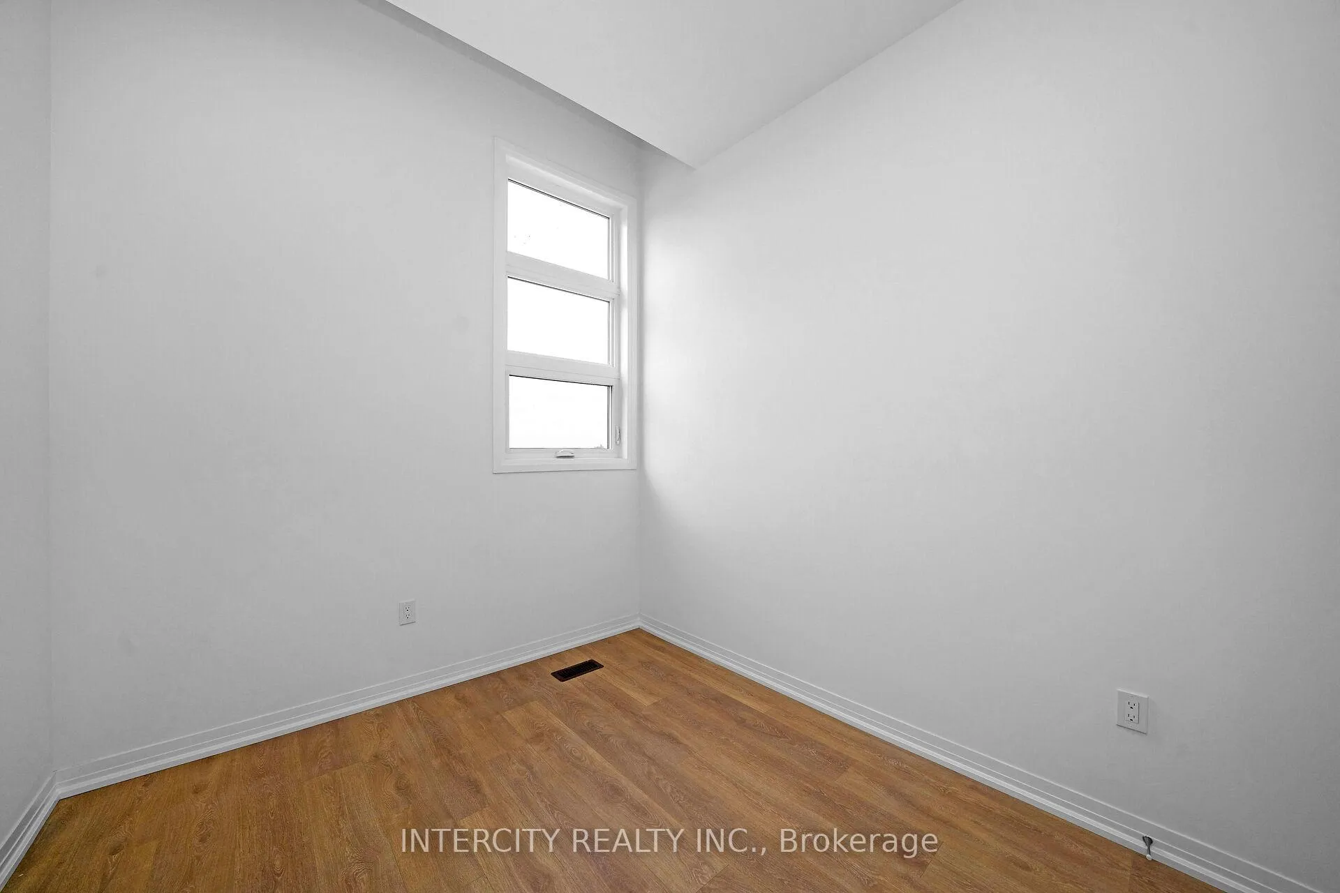 Photo 27 of 139 Markland Street, Markham, Cachet — HOMEH