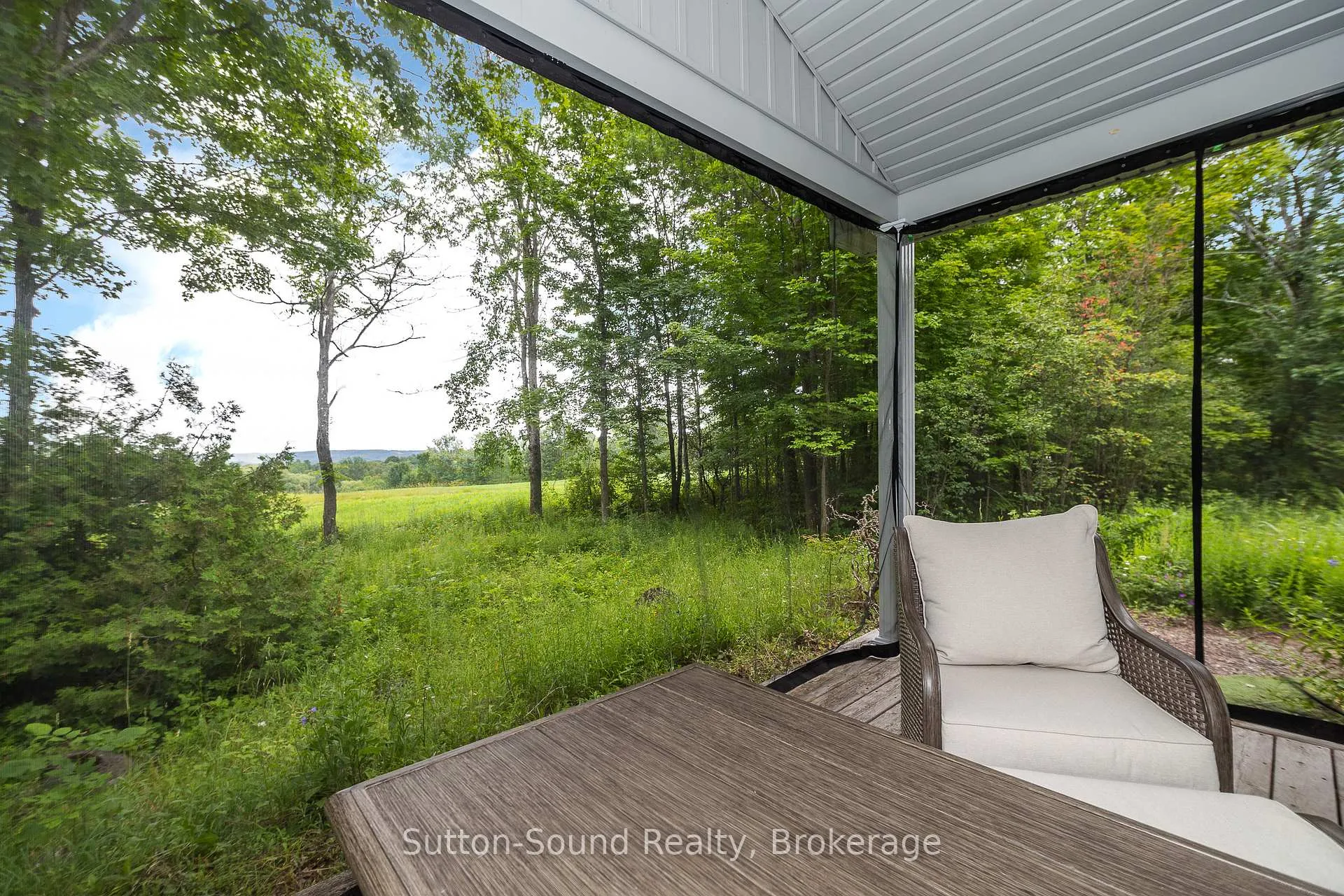 Photo 11 of 823665 Massie Road, Chatsworth — HOMEH