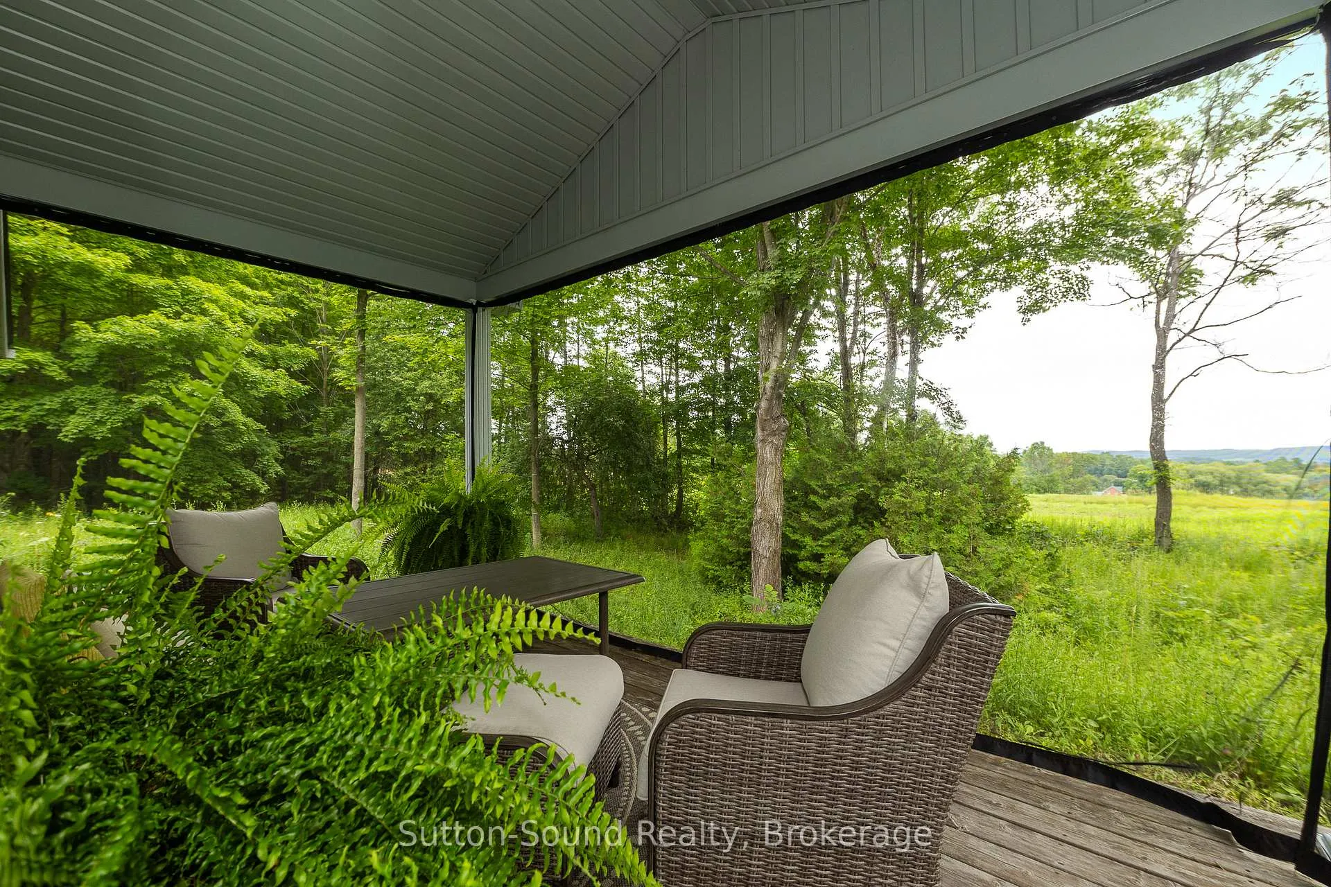 Photo 12 of 823665 Massie Road, Chatsworth — HOMEH