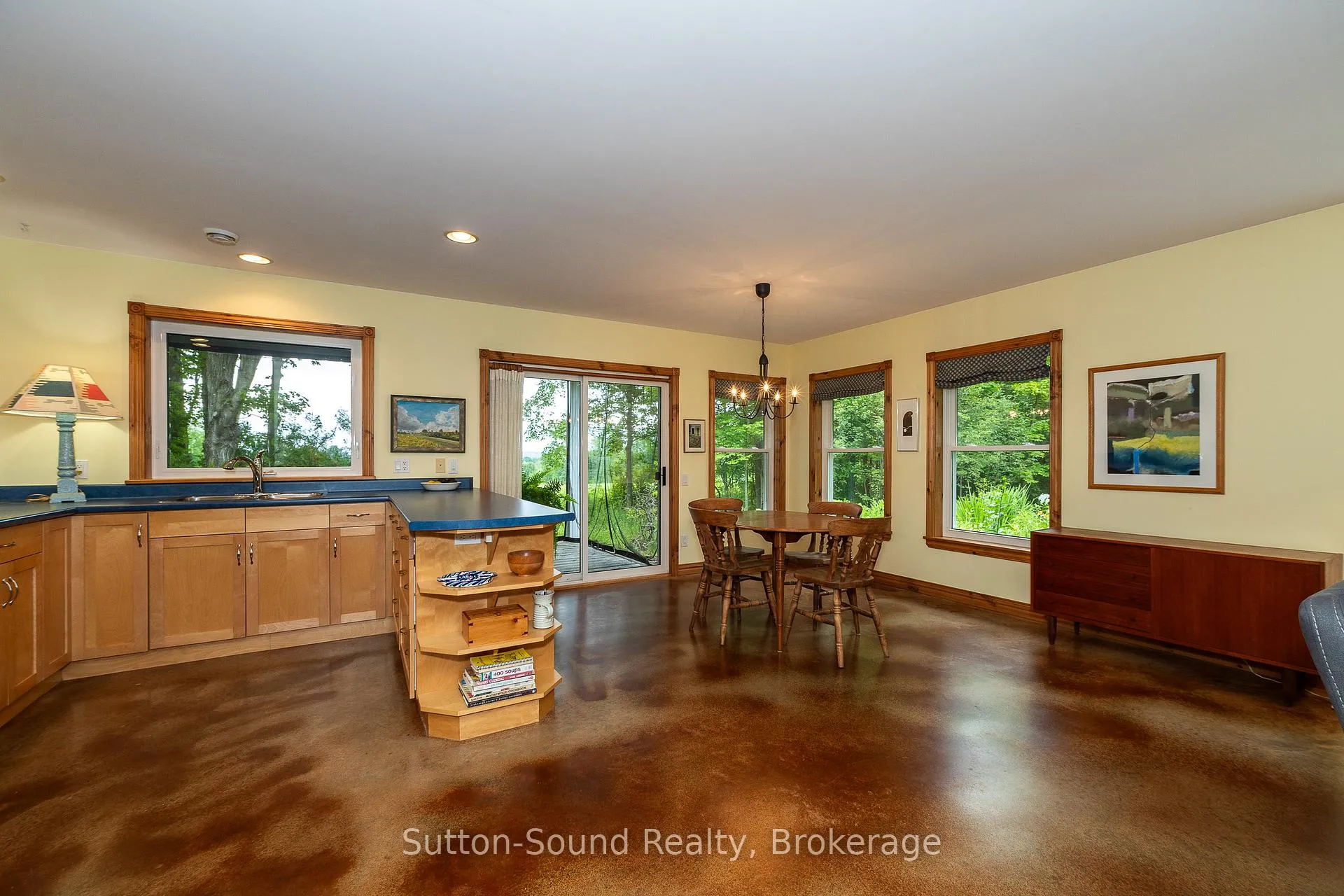 Photo 22 of 823665 Massie Road, Chatsworth — HOMEH