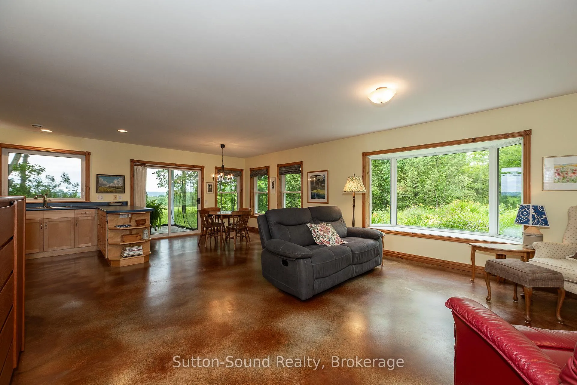 Photo 23 of 823665 Massie Road, Chatsworth — HOMEH