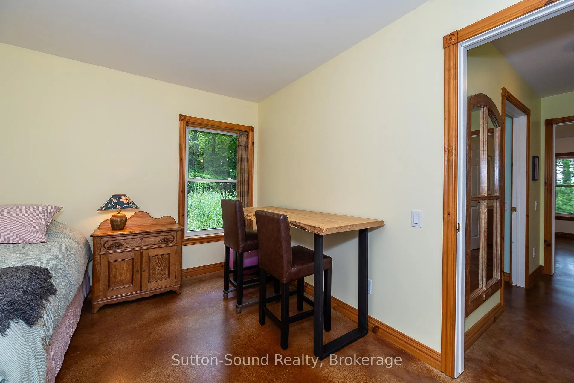 Photo 37 of 823665 Massie Road, Chatsworth — HOMEH