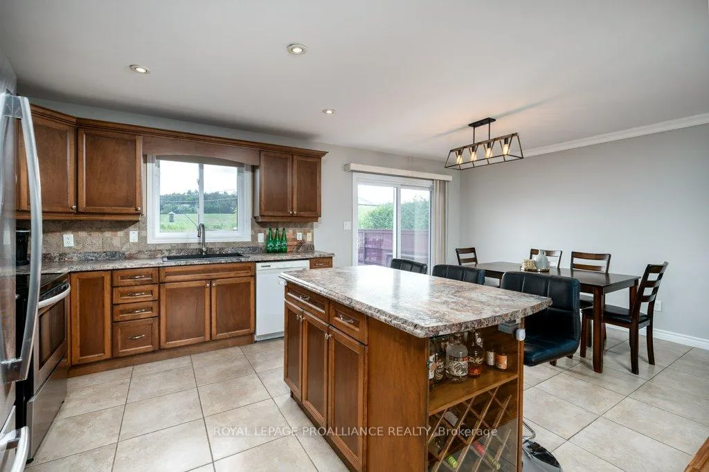 Photo 13 of 52 Cedar Creek Way, Quinte West, Frankford Ward — HOMEH