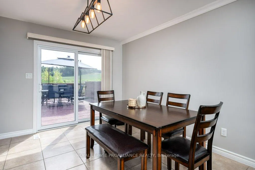 Photo 17 of 52 Cedar Creek Way, Quinte West, Frankford Ward — HOMEH