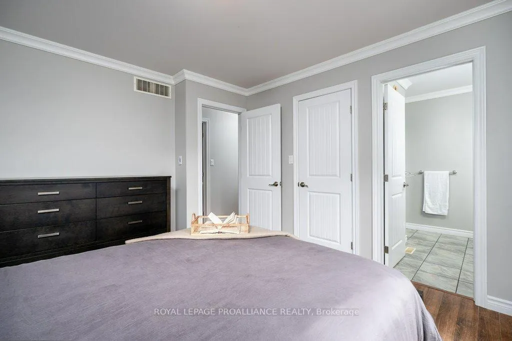 Photo 23 of 52 Cedar Creek Way, Quinte West, Frankford Ward — HOMEH