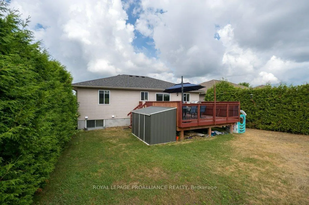 Photo 37 of 52 Cedar Creek Way, Quinte West, Frankford Ward — HOMEH