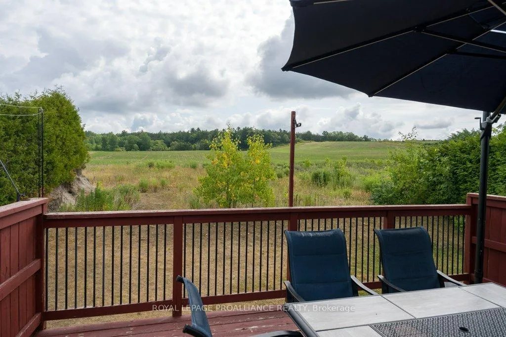 Photo 38 of 52 Cedar Creek Way, Quinte West, Frankford Ward — HOMEH