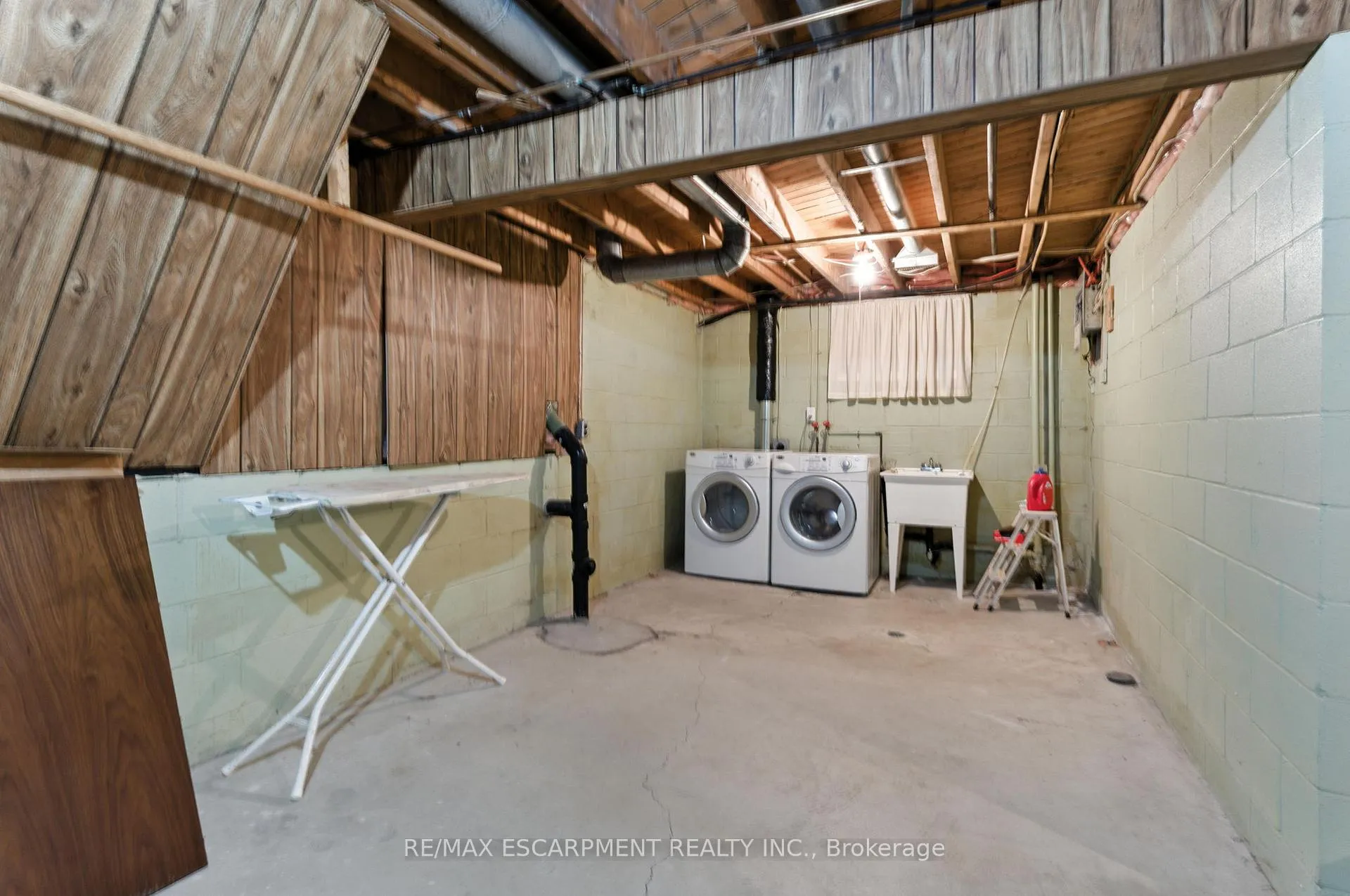 Photo 25 of 146 San Francisco Avenue, Hamilton, Mountview — HOMEH