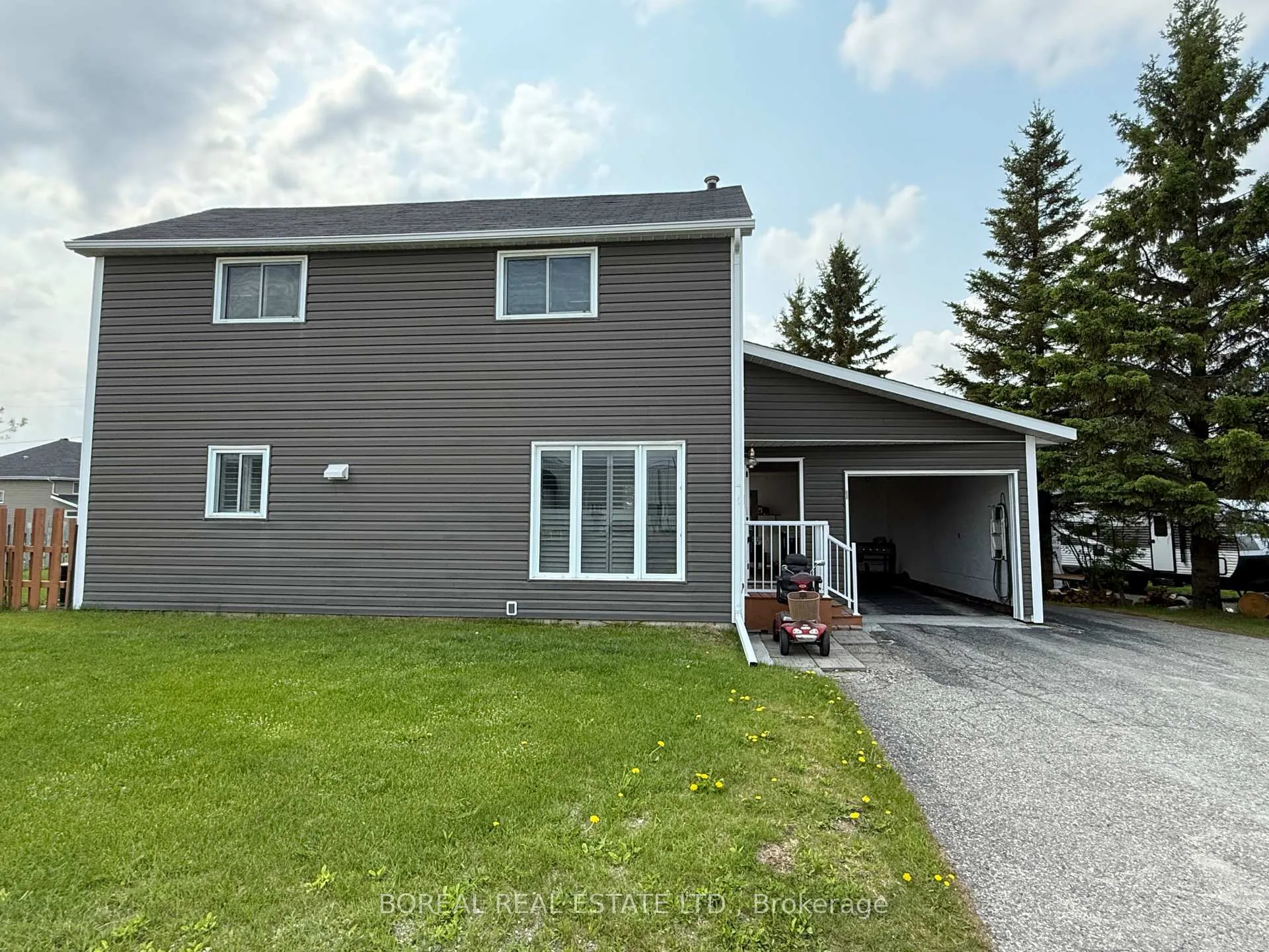 Photo 1 of 1 Boisvert Crescent, Cochrane — HOMEH