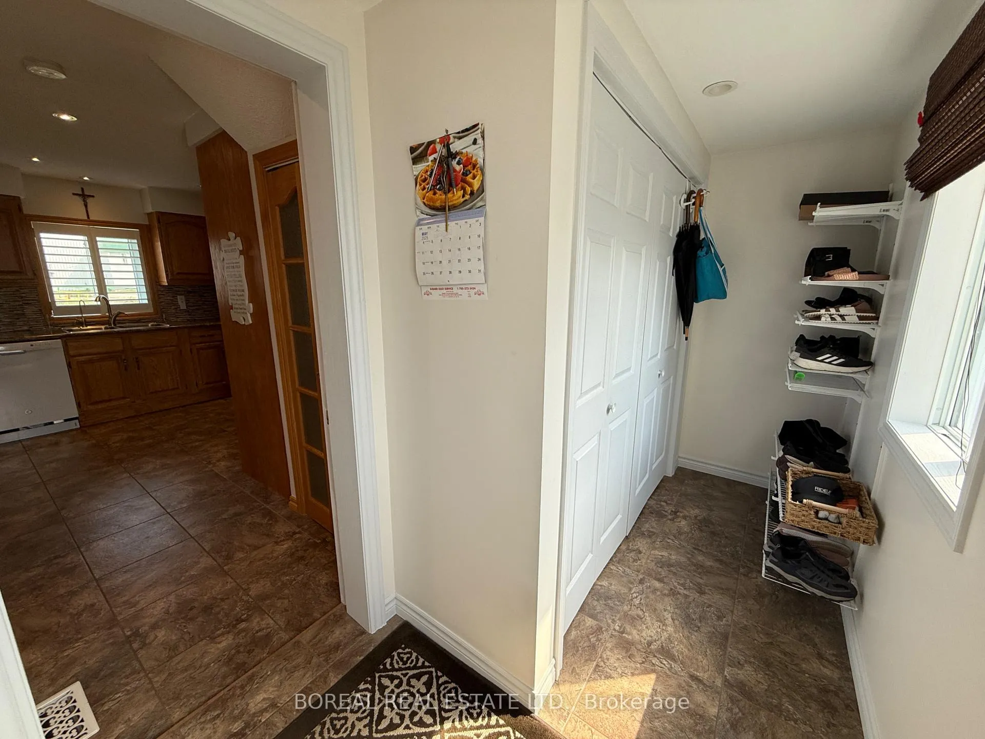 Photo 16 of 1 Boisvert Crescent, Cochrane — HOMEH