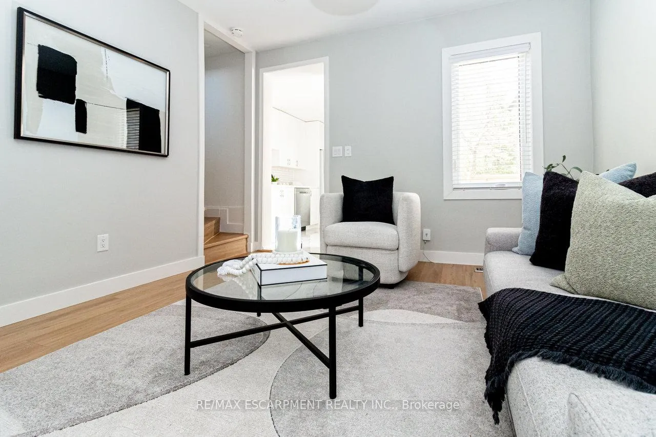Photo 16 of 58 Margaret Street, Hamilton, Strathcona — HOMEH