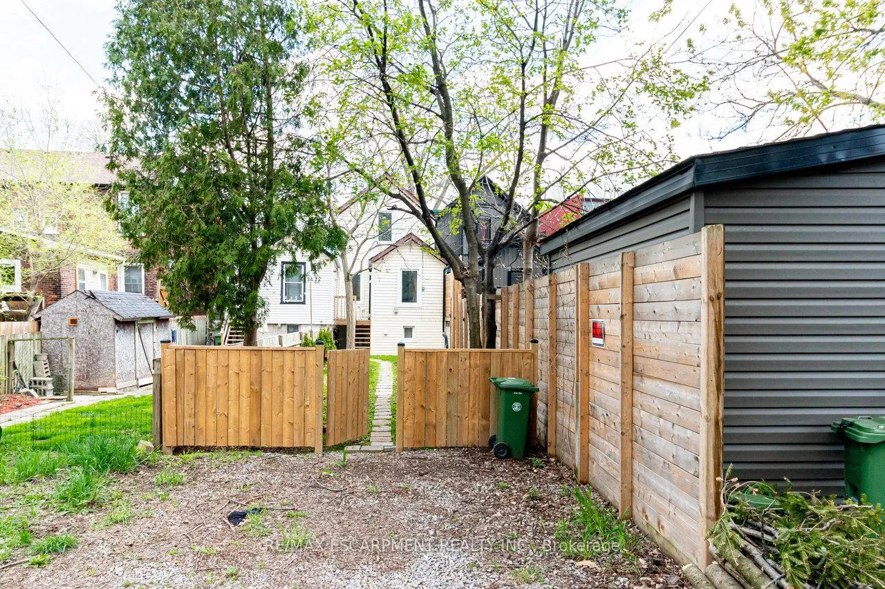 Photo 47 of 58 Margaret Street, Hamilton, Strathcona — HOMEH