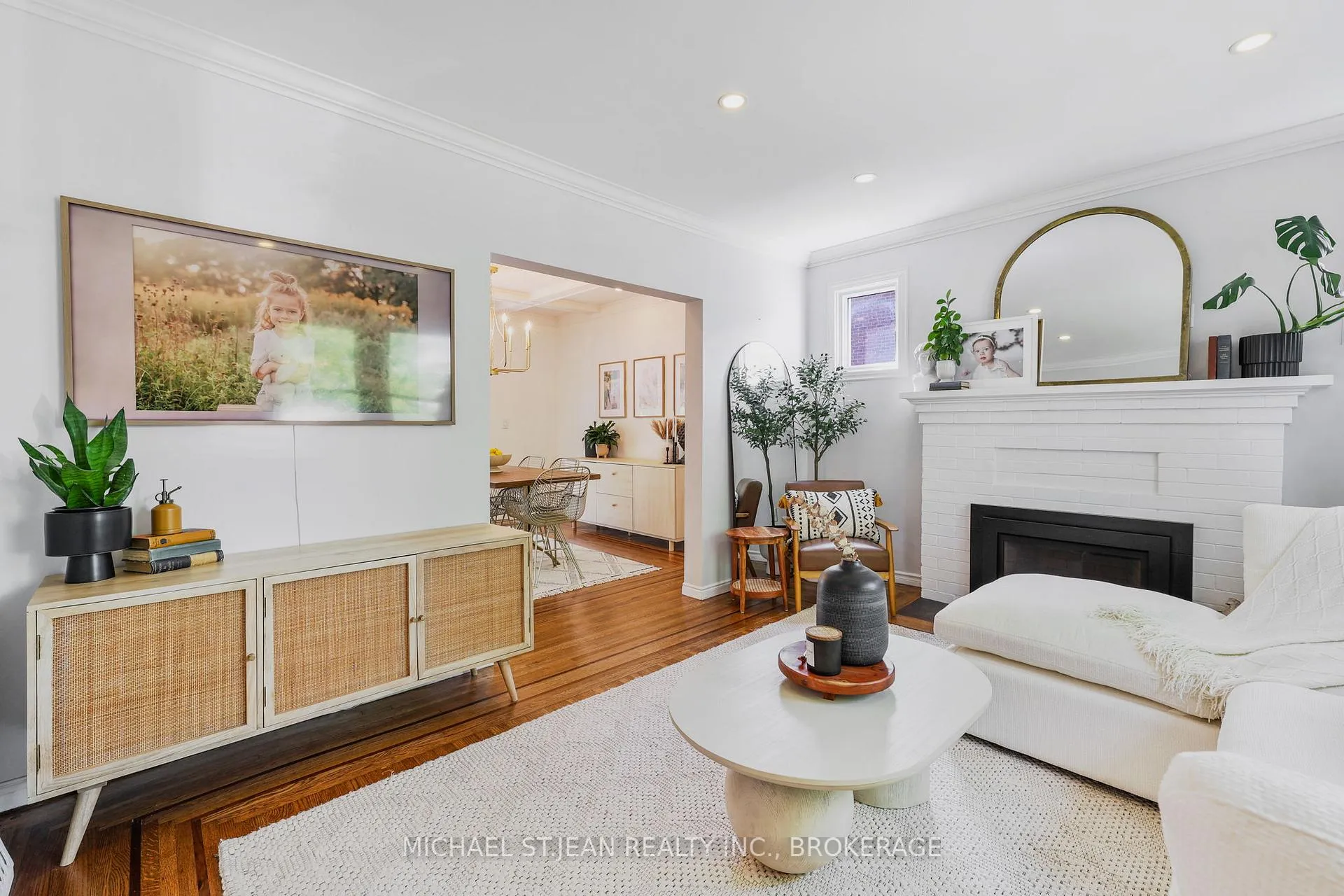 Photo 9 of 32 Mountain Park Avenue, Hamilton, Centremount — HOMEH