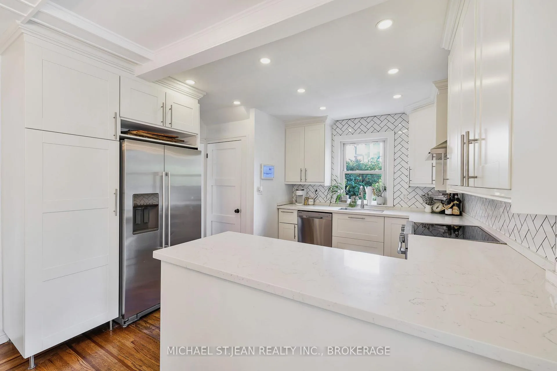 Photo 20 of 32 Mountain Park Avenue, Hamilton, Centremount — HOMEH