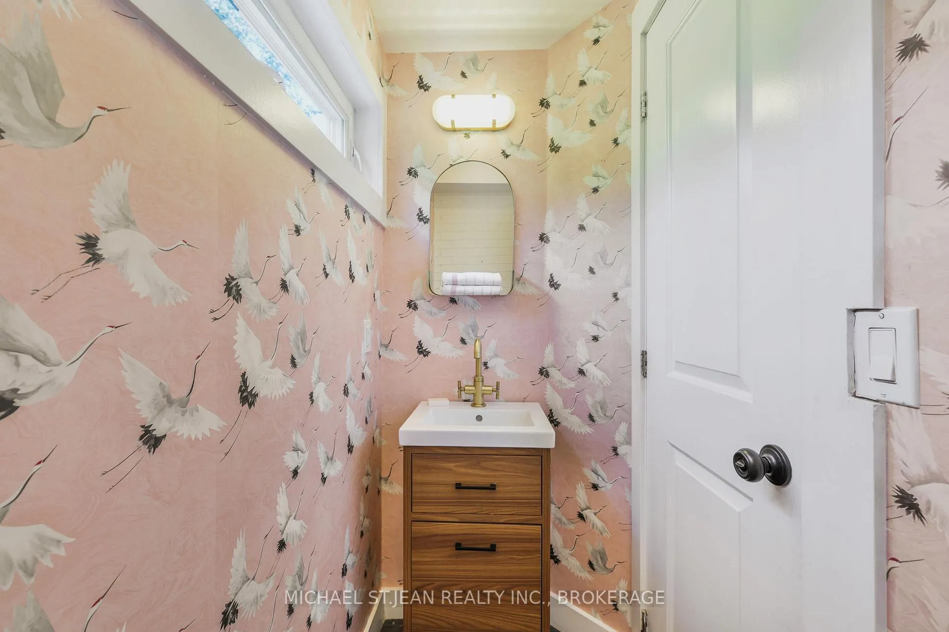 Photo 21 of 32 Mountain Park Avenue, Hamilton, Centremount — HOMEH