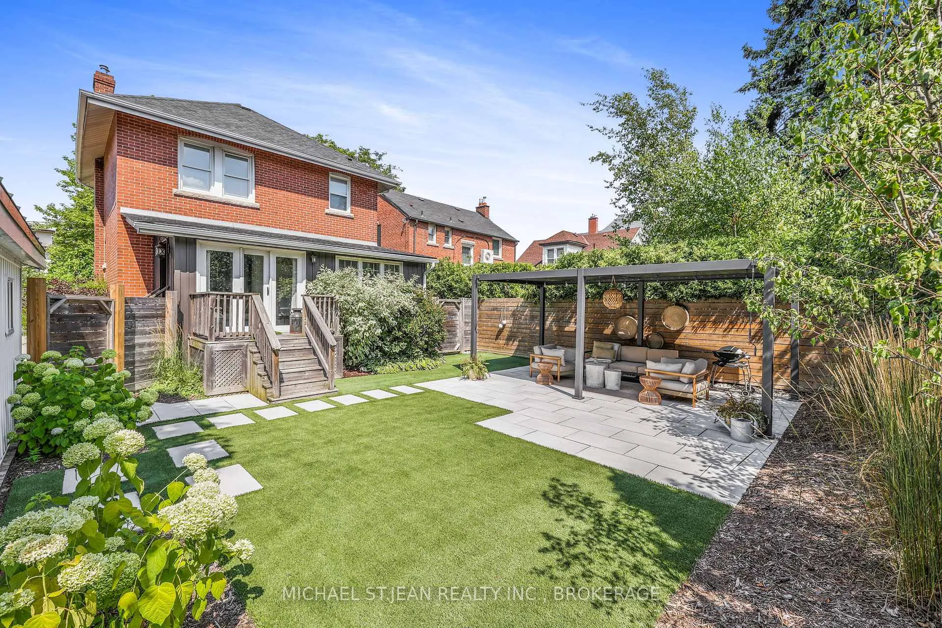 Photo 39 of 32 Mountain Park Avenue, Hamilton, Centremount — HOMEH