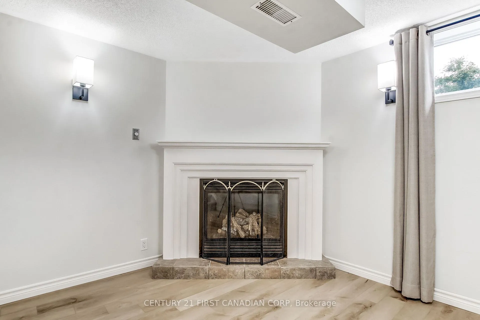 Photo 23 of 353 Adelaide Street, Strathroy-Caradoc, SW — HOMEH