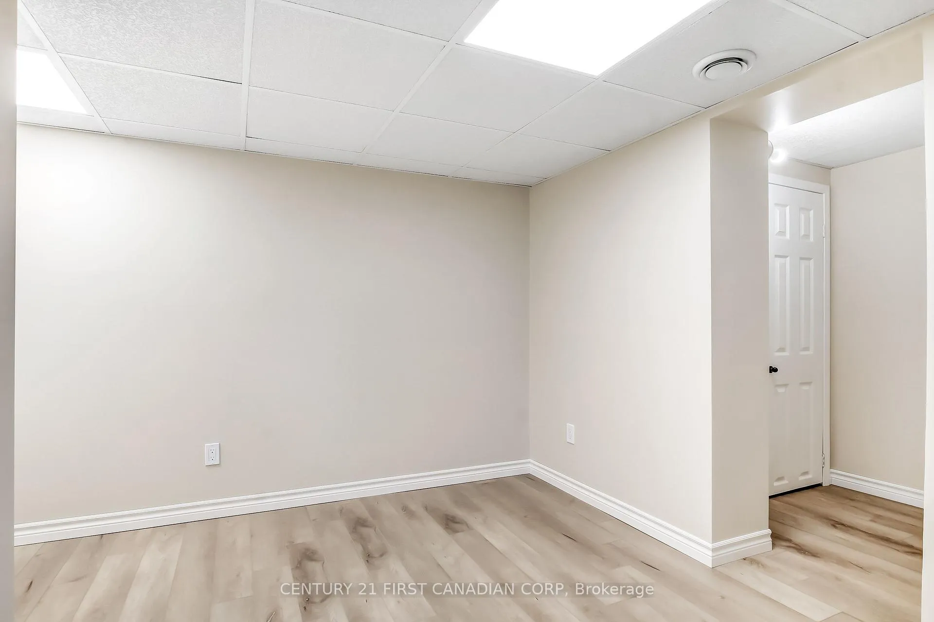 Photo 25 of 353 Adelaide Street, Strathroy-Caradoc, SW — HOMEH