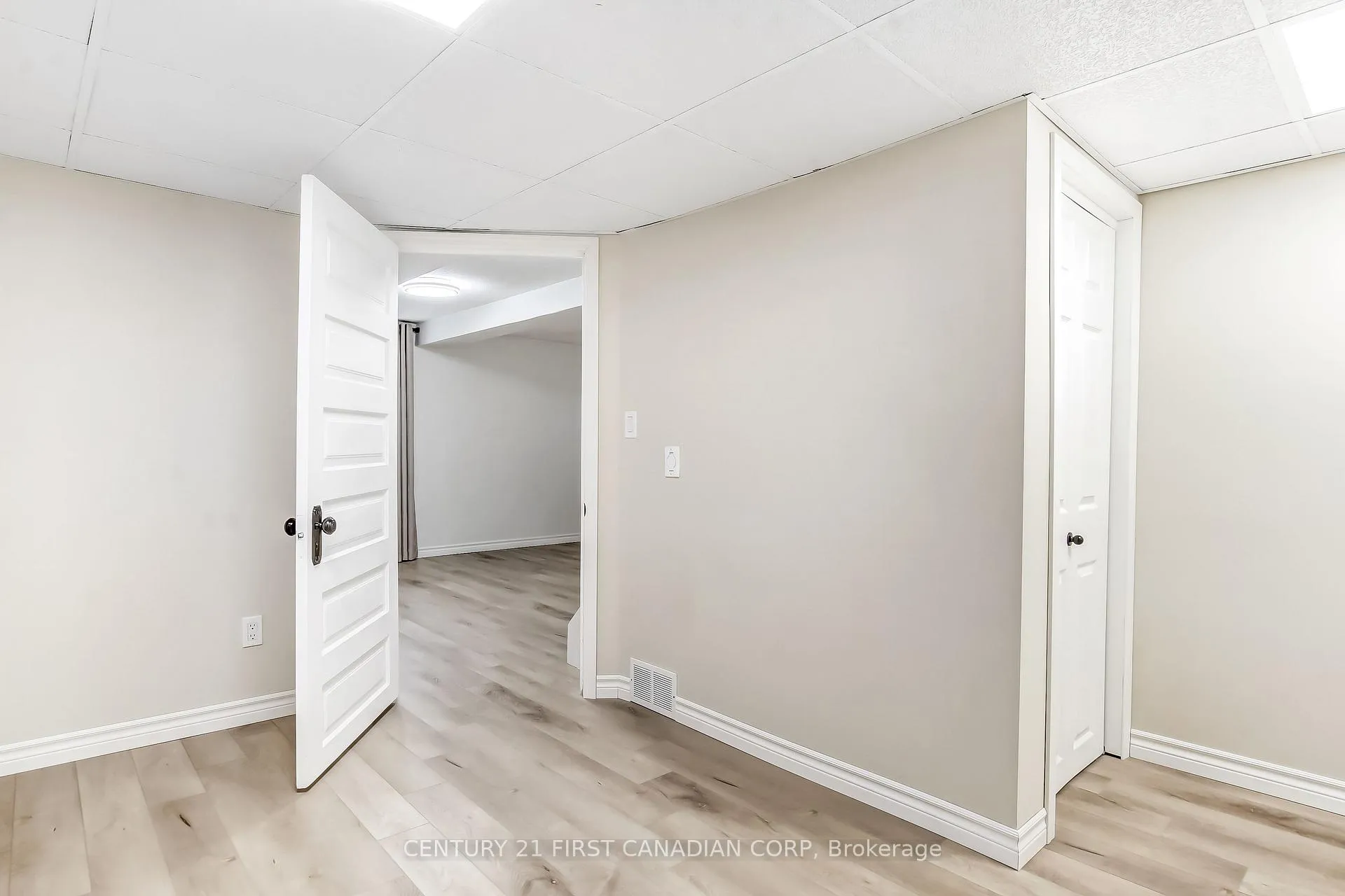 Photo 26 of 353 Adelaide Street, Strathroy-Caradoc, SW — HOMEH