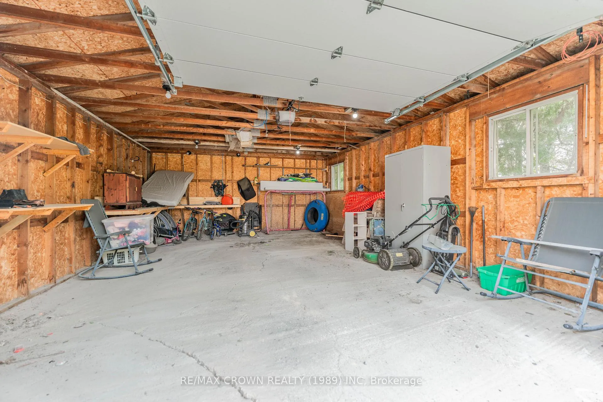 Photo 33 of 20 Bouldier Street, Kapuskasing — HOMEH