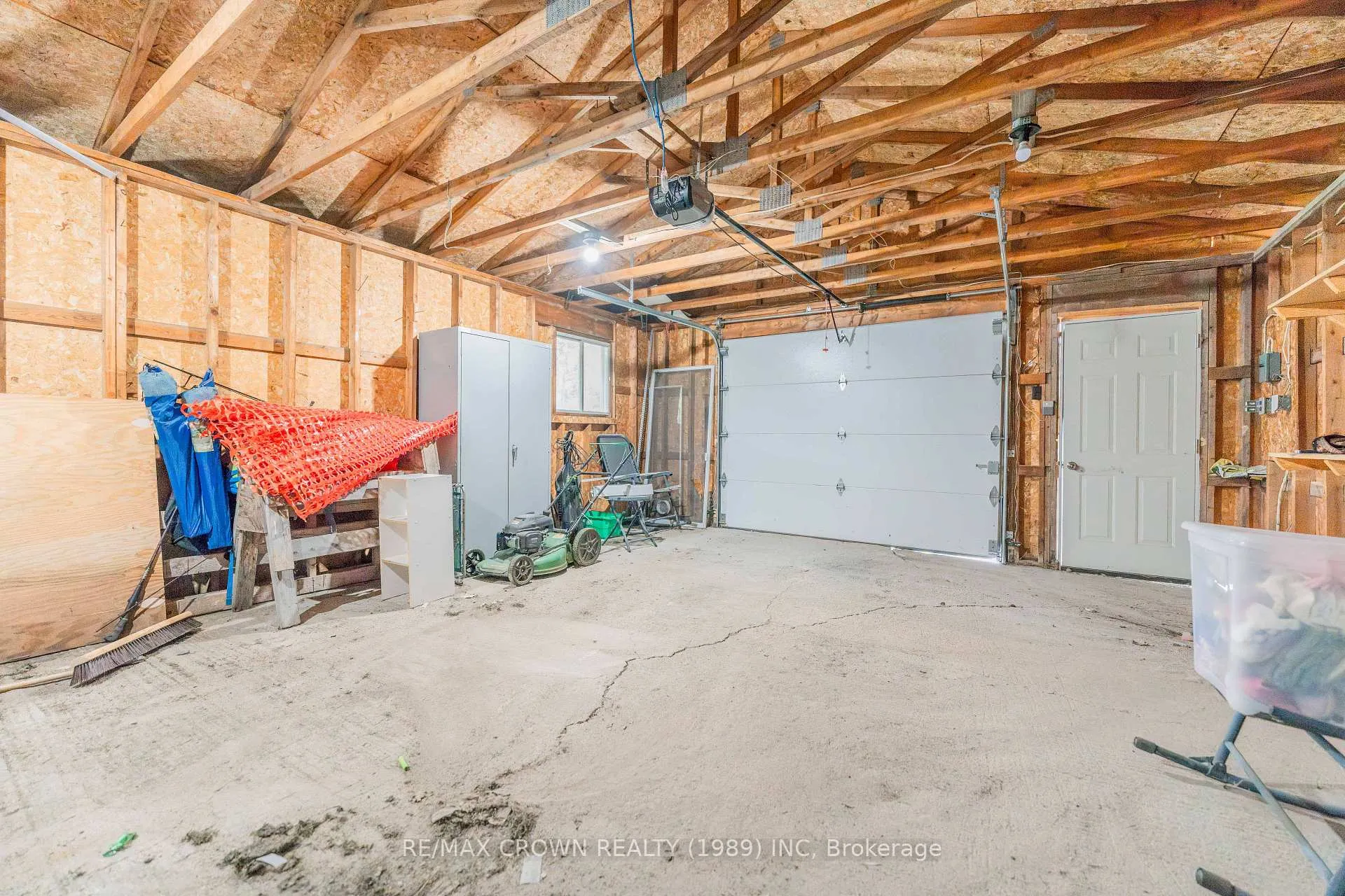 Photo 35 of 20 Bouldier Street, Kapuskasing — HOMEH