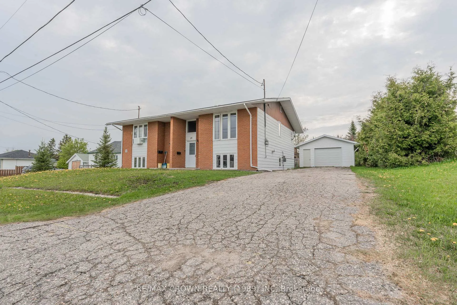 Photo 46 of 20 Bouldier Street, Kapuskasing — HOMEH