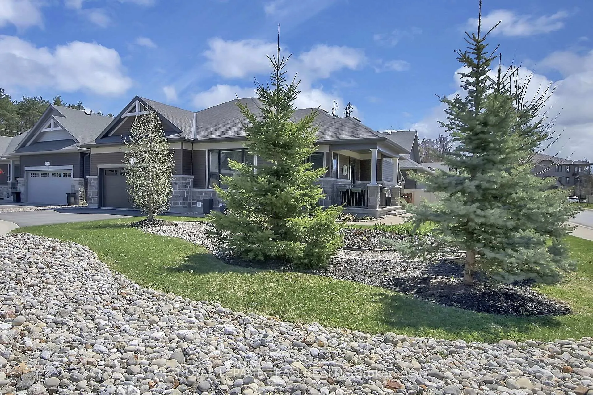 Photo 3 of 80 Magnolia Way, North Grenville, North Grenville Twp (Kemptville South) — HOMEH