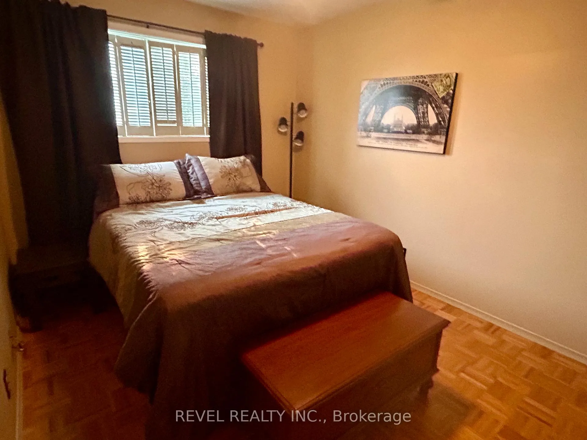 Photo 16 of 446 Eleventh Avenue, Cochrane — HOMEH