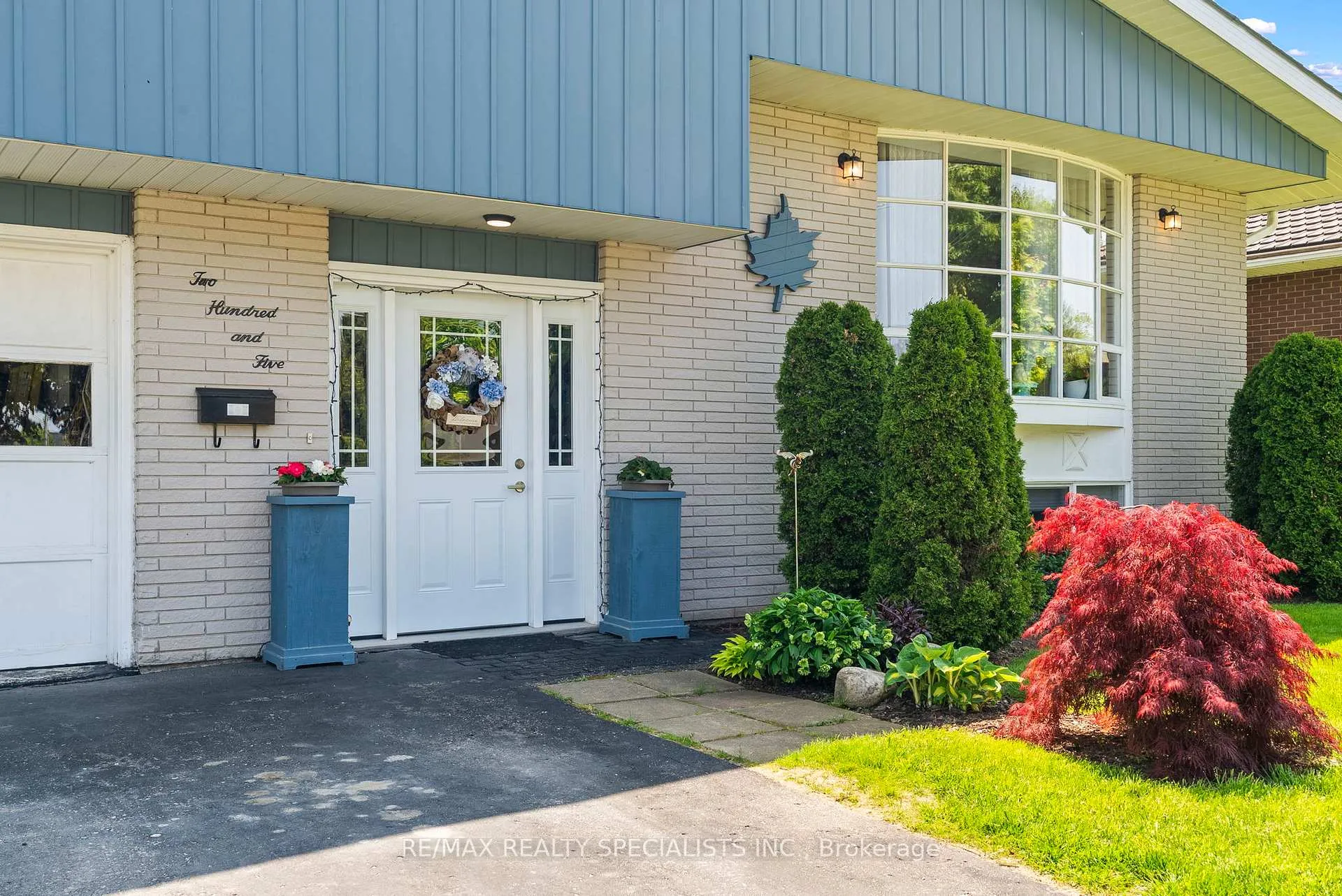 Photo 3 of 205 Byeland Drive, Wellington North, Mount Forest — HOMEH