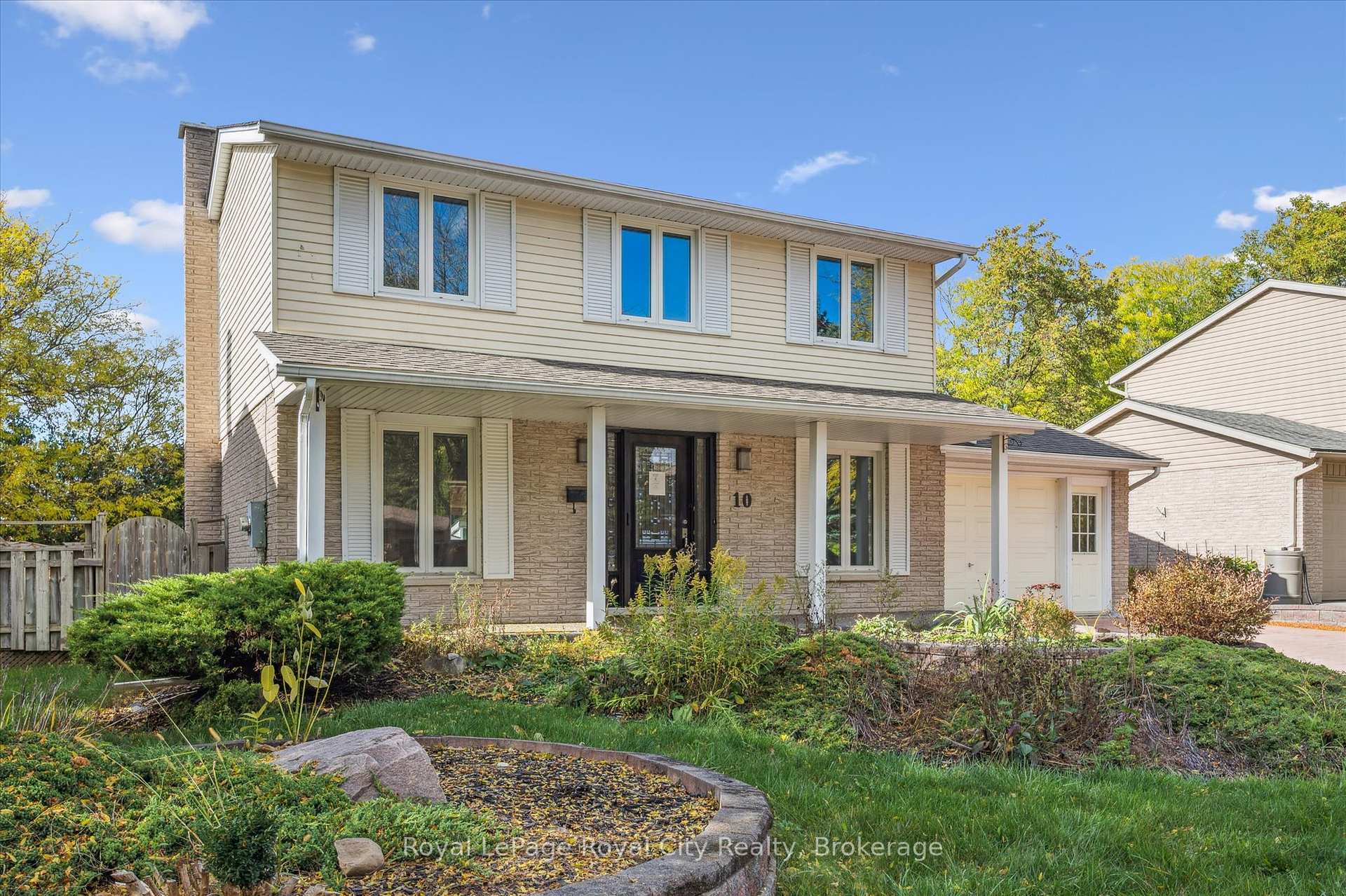 Photo 4 of 10 Woodborough Road, Guelph, Kortright West — HOMEH