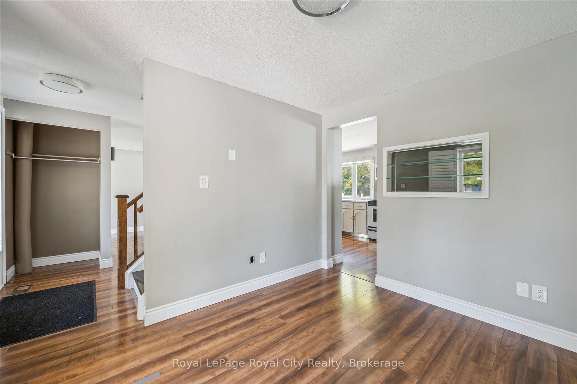 Photo 17 of 10 Woodborough Road, Guelph, Kortright West — HOMEH